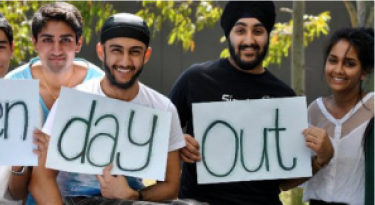 Sikh Youth Get Their Green On!